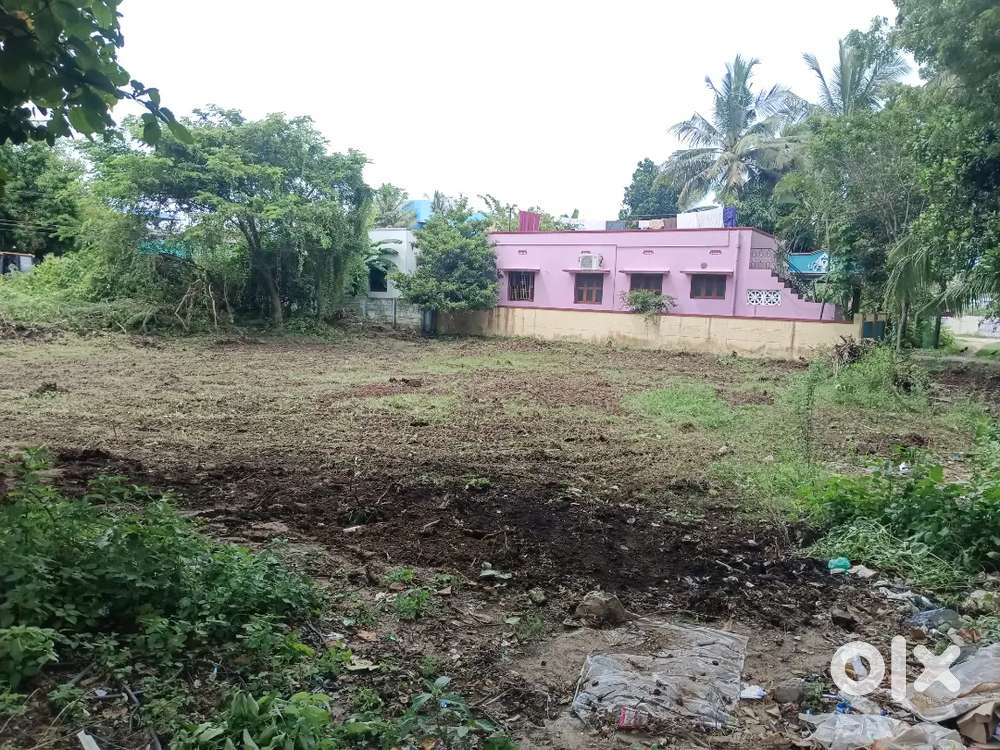 Main road commercial property