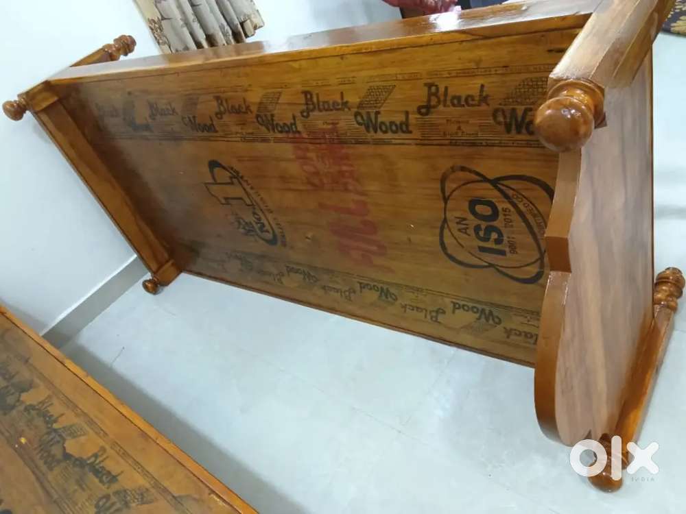 Take wood 2 cots New one