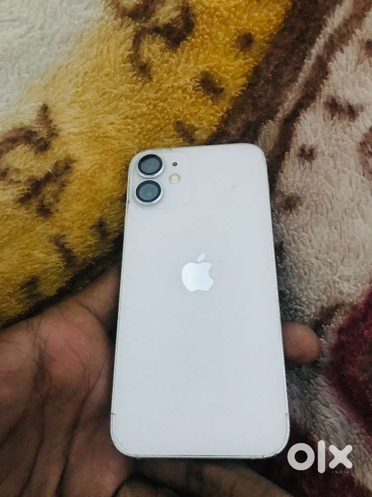 Iphone 12 mini white colour with box and cable 64 gn