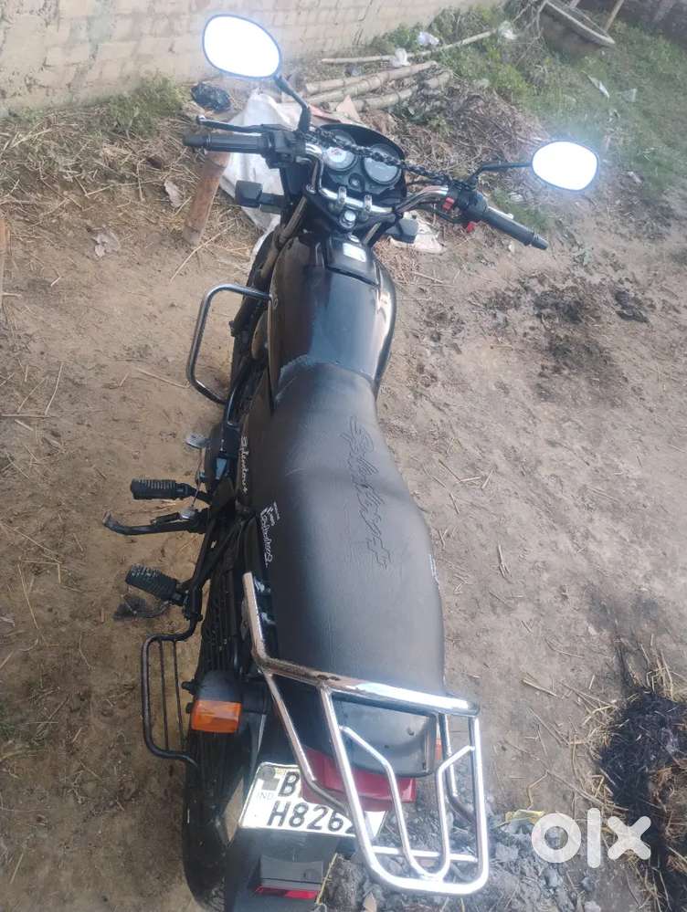 Mai Dubai me rah ta hu mujhe dosra gari Lena h arjent me