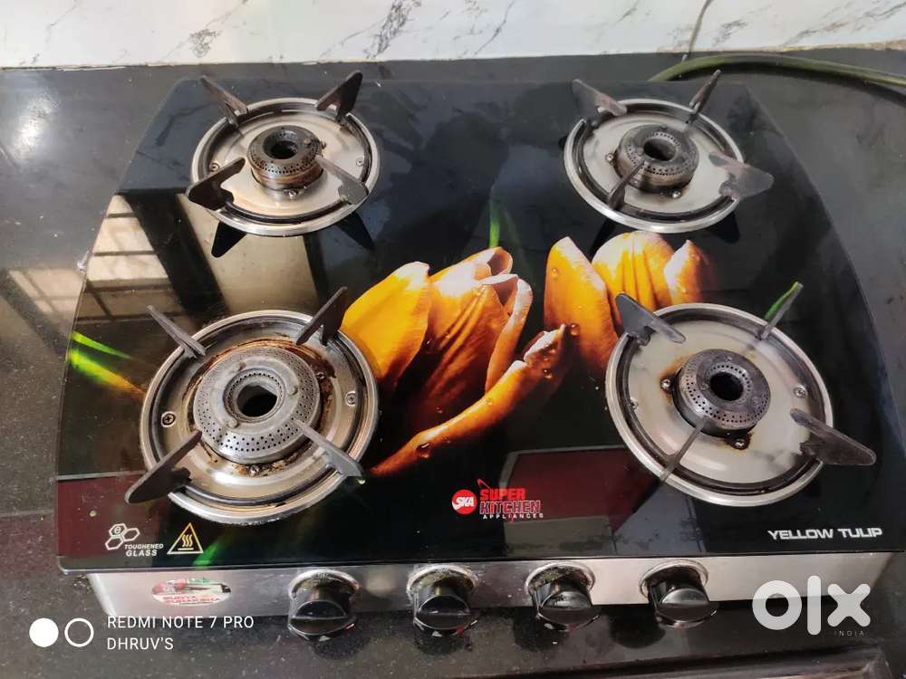 4 burner GAS STOVE , Glass top