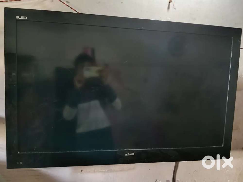 MITASHI TV 40 INCH  flat TV
