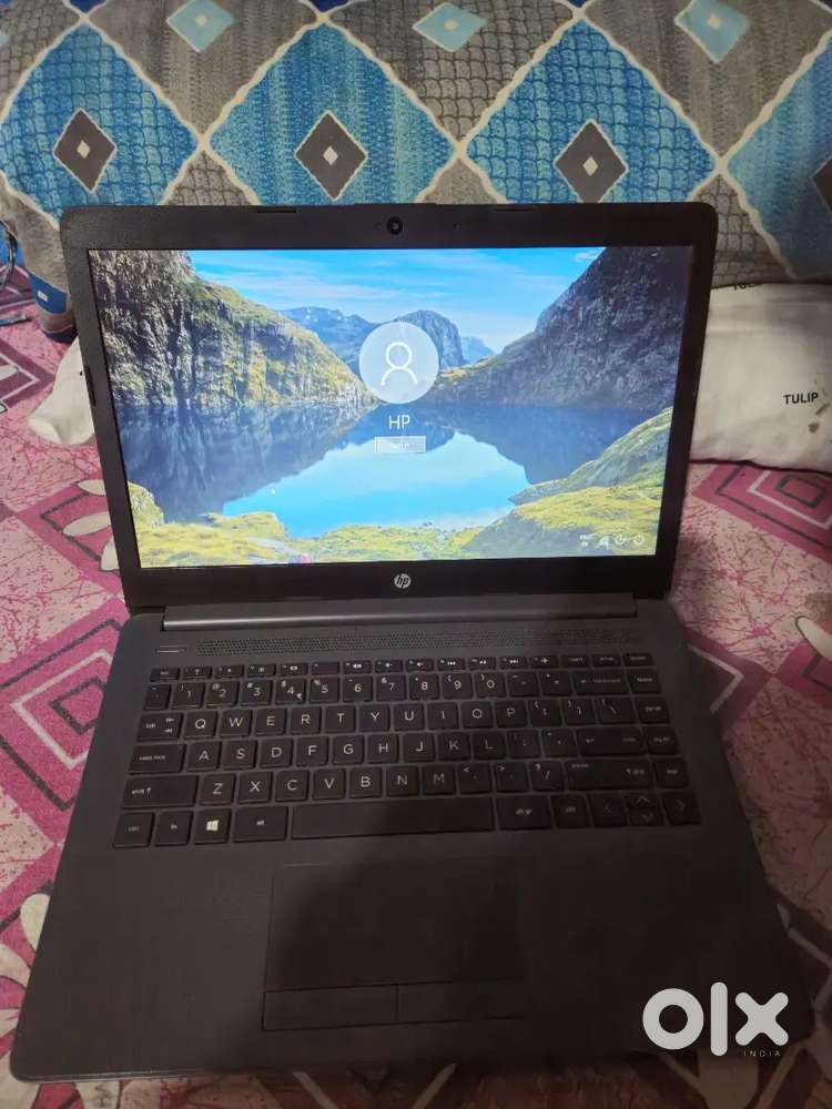 Selling Dell Laptop Brand New Condation..