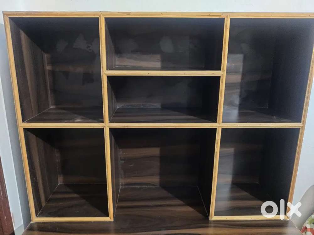 Study table with rack