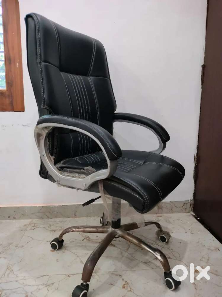 BOSS Chair