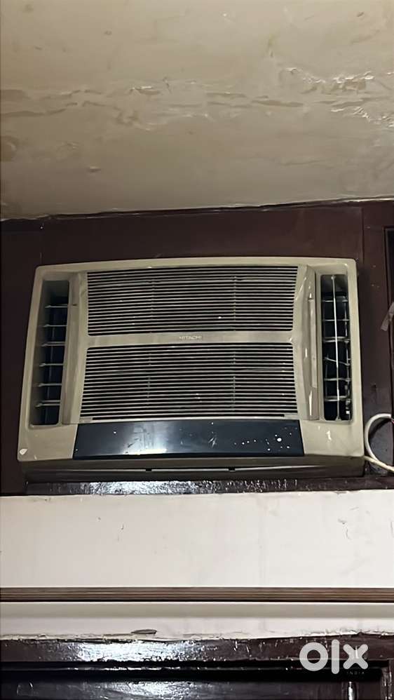 Window ac old but in proper running condition with remote