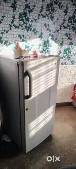 LG FRIDGE Top condition