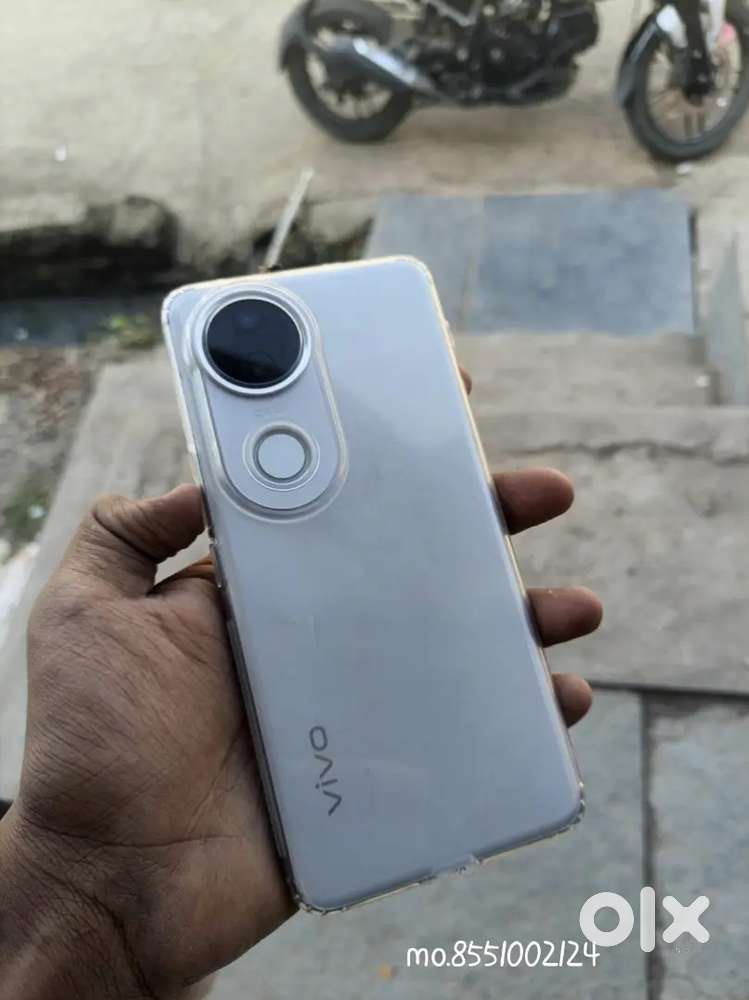 Vivo v50e 3 month old