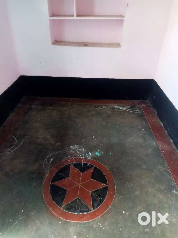 Main road near by house.good bike and car parking good location