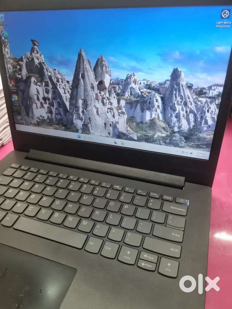 Lenovo laptop 14 inch in good condition i5 8th gen