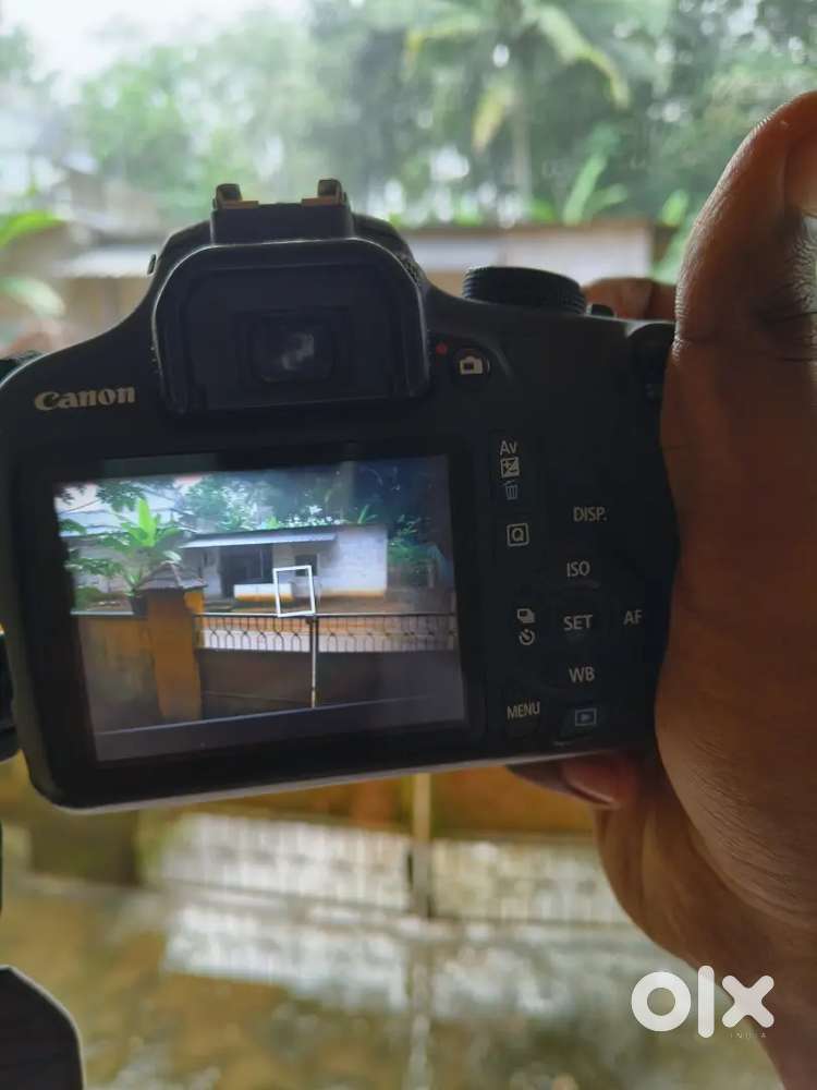 CANNON 1200D