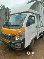 Tata Intra v30 / 2022