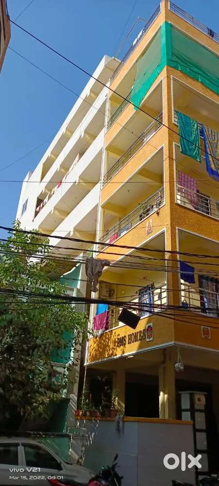 RENTAL INCOME BUILDING SALE IN KRISHNA NAGAR