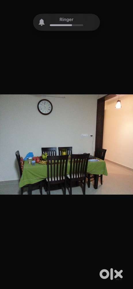 6 sitter pure TiK wood dinning & sofa