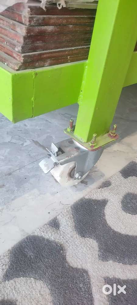 Plyboard and Mica stand
