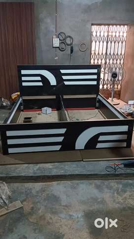 All types Beds. Almirah, sofa available hare