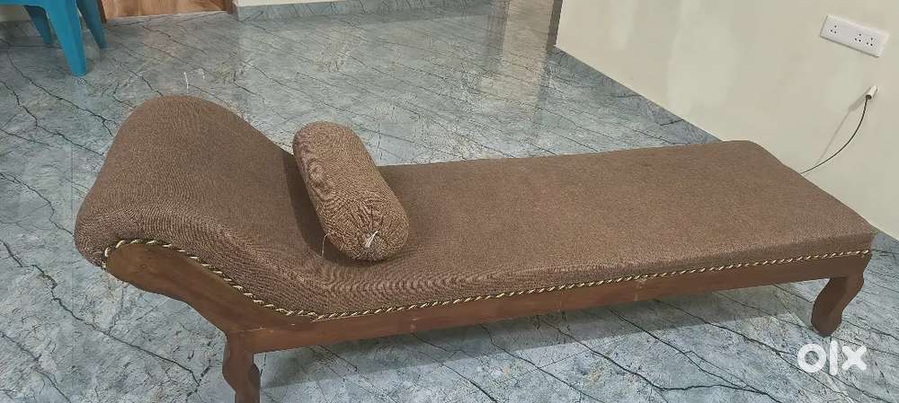 Wooden Dining table, Dewan cot,Washing machine