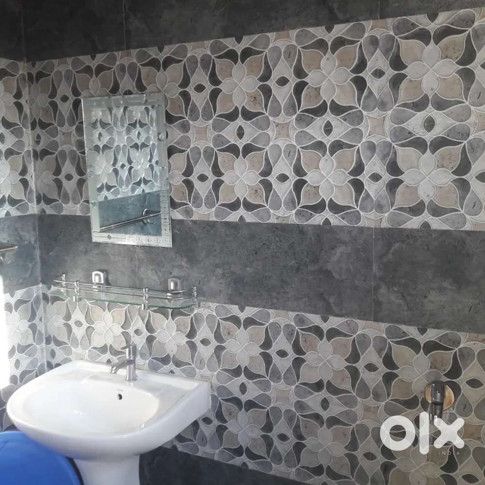 To Let 1 room set for boys and girls