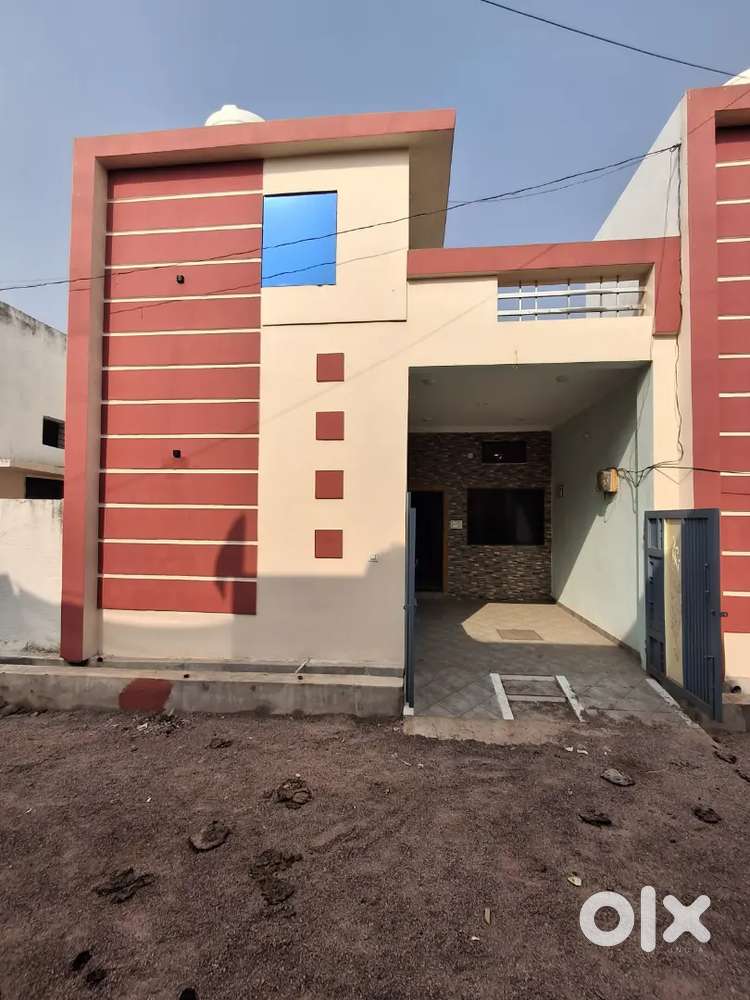 नया मकान बेचना है साई नगर के पास दुर्ग रेल्वे स्टेशन से 2km में