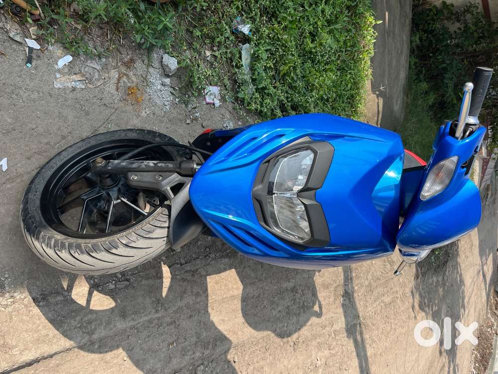 Aprillia SR125 - New condition and Single Owner