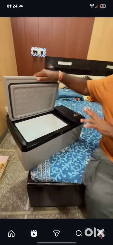 Mini fridge