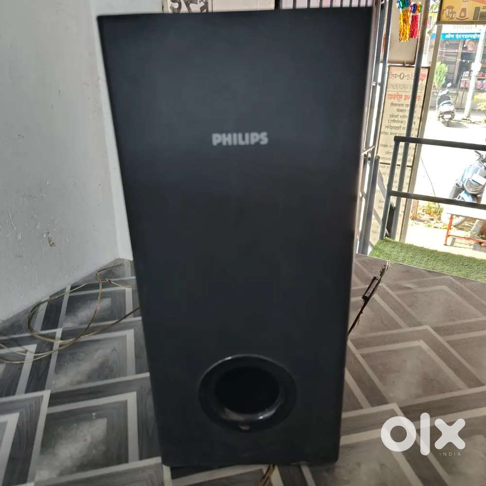 philips sub woofer big size good condition
