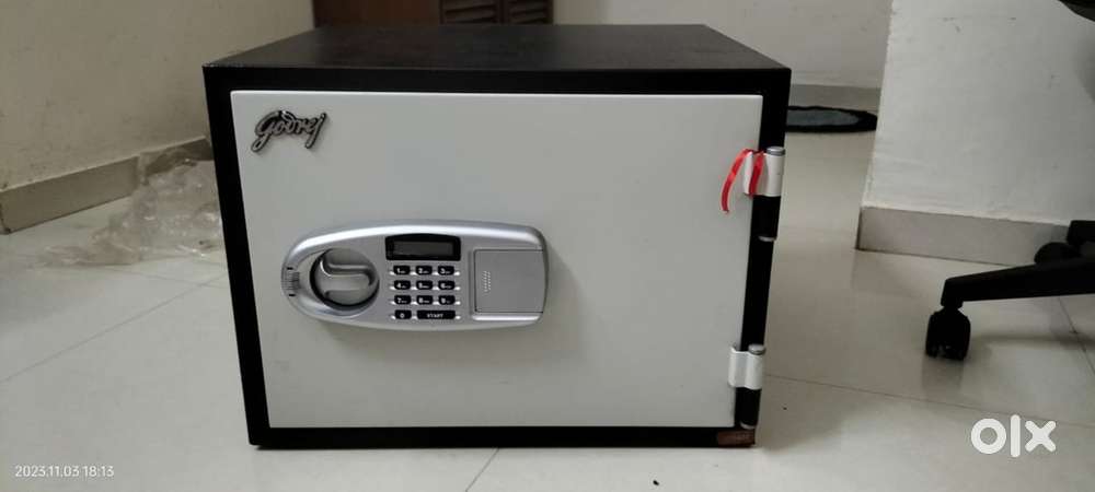 Godrej locker fire resistance