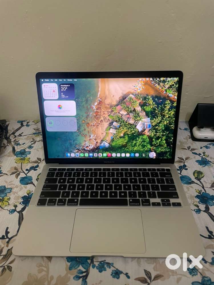 Macbook air M1 8+256Gb