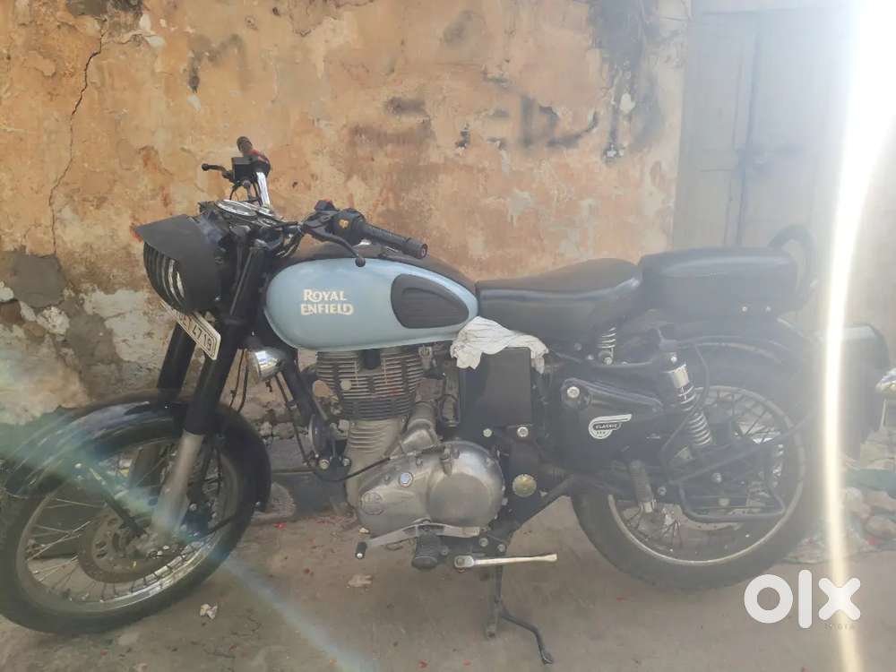 Royal Enfield classic 350 BS4