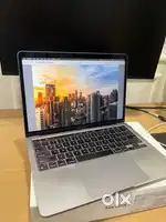 Apple Macbook Pro M2