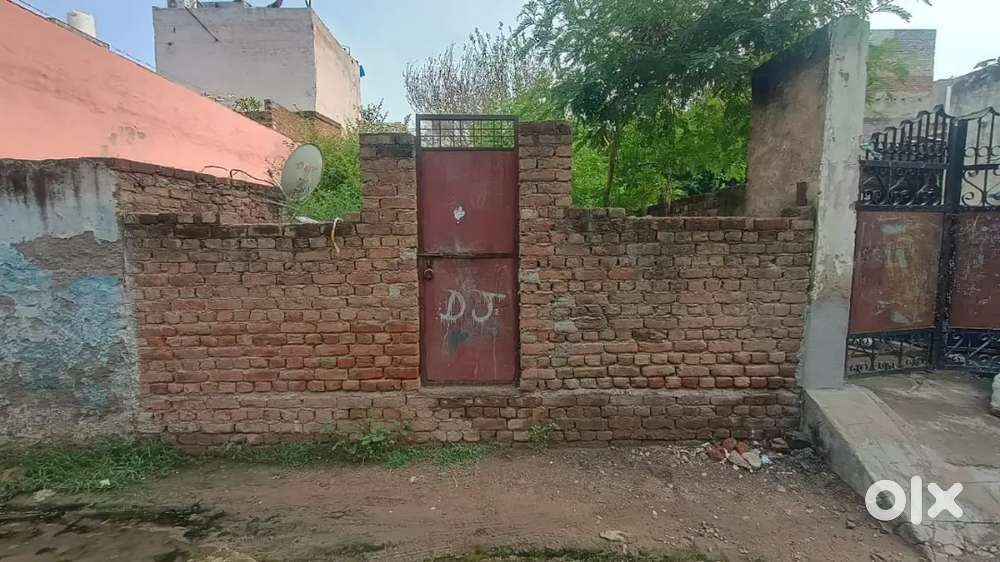 Seling my plot 96sq yard in Rajendra park Gurugram