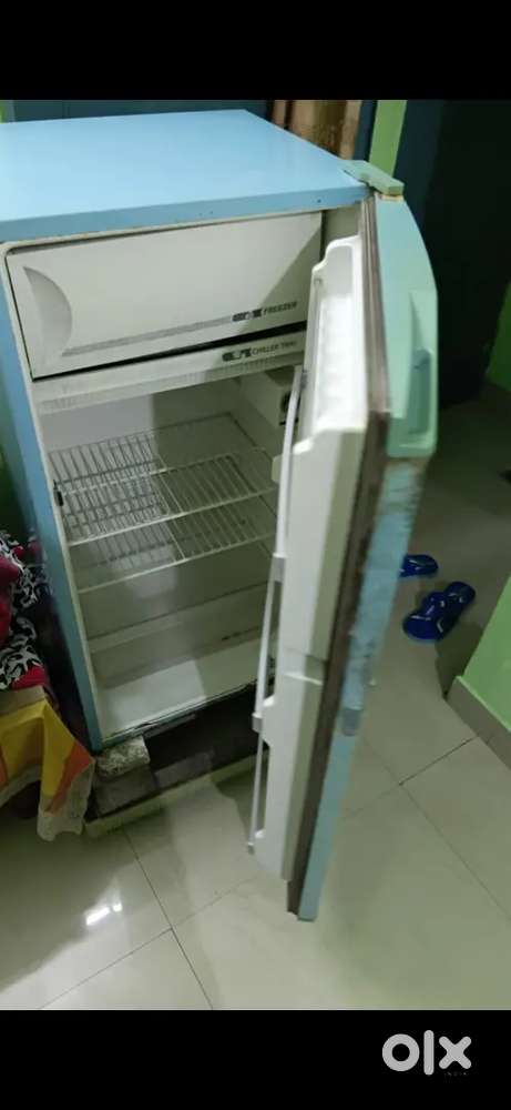 Single door fridge