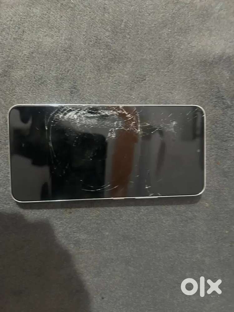 Samsung S22 8gb 128 gb with bill box and charger