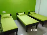 @Boy's Pg Sharing Room Available in Nearby Railway Stations
