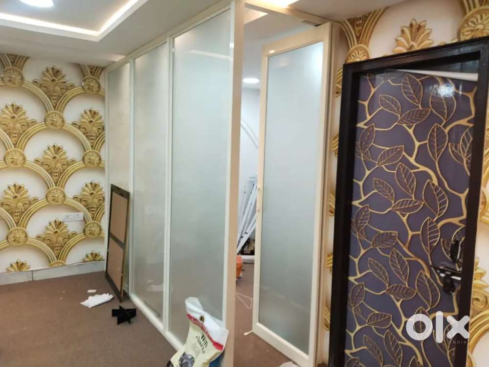 COMMERCIAL OFFICE ON MAINN ROADD VIKASPURI AT FIRST FLOOR AVAILABLE