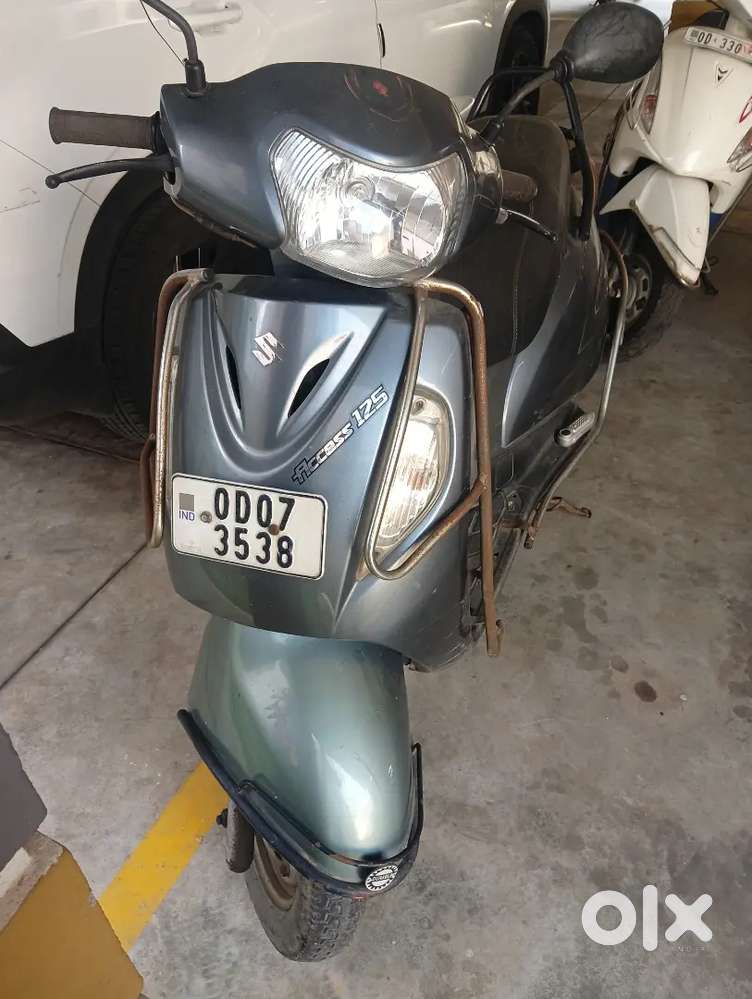 Suzuki access 12