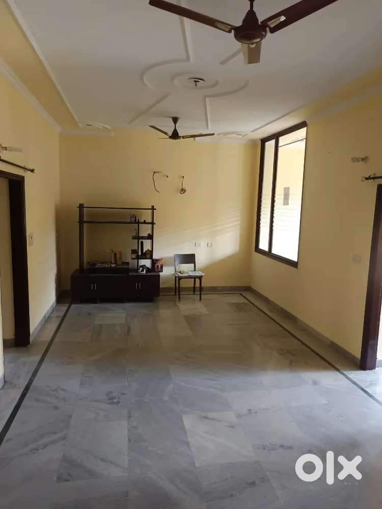 One large room kitchen bath, ac bed frig gysr gas ro sofa cupboard