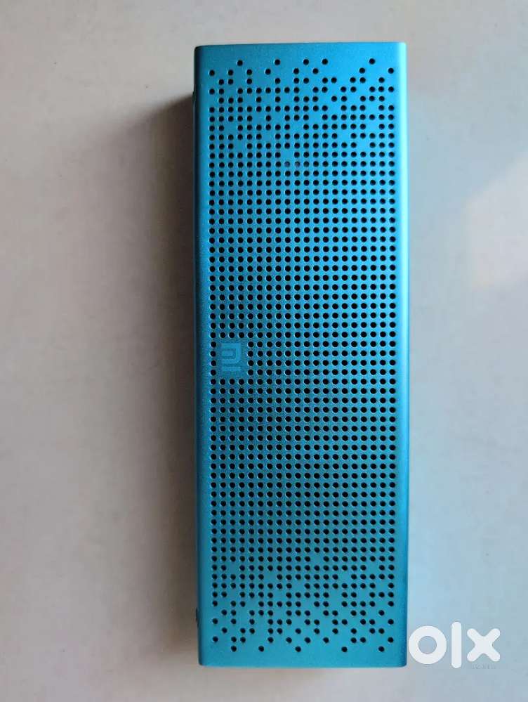 Xiaomi Mi compact Bluetooth speaker with mic