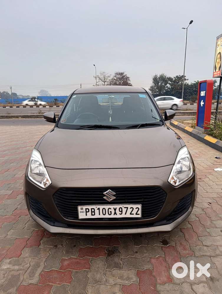 Maruti Suzuki Swift AMT VXI, 2018, Petrol