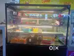 4*4 display bakery or cafe counter