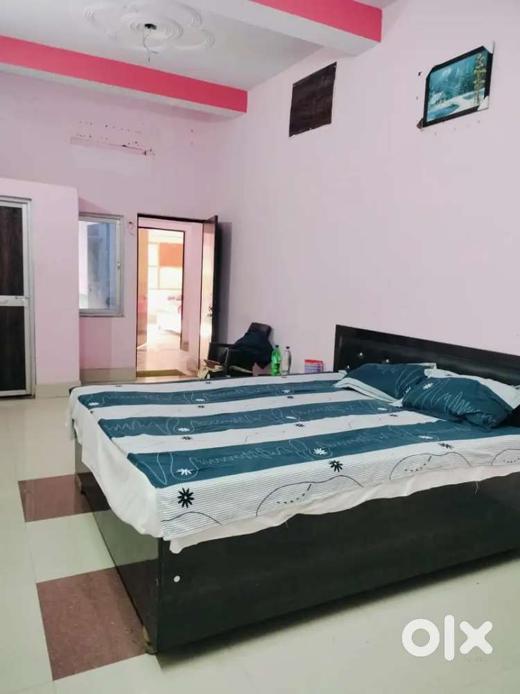 Couple friendly guest house