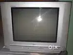 LG CRT TV  FULLY WORKING  AWESOME SPEAKERS