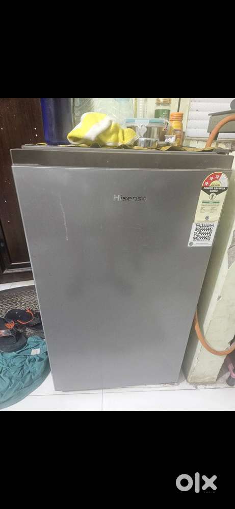 1 year old fridge@₹8000