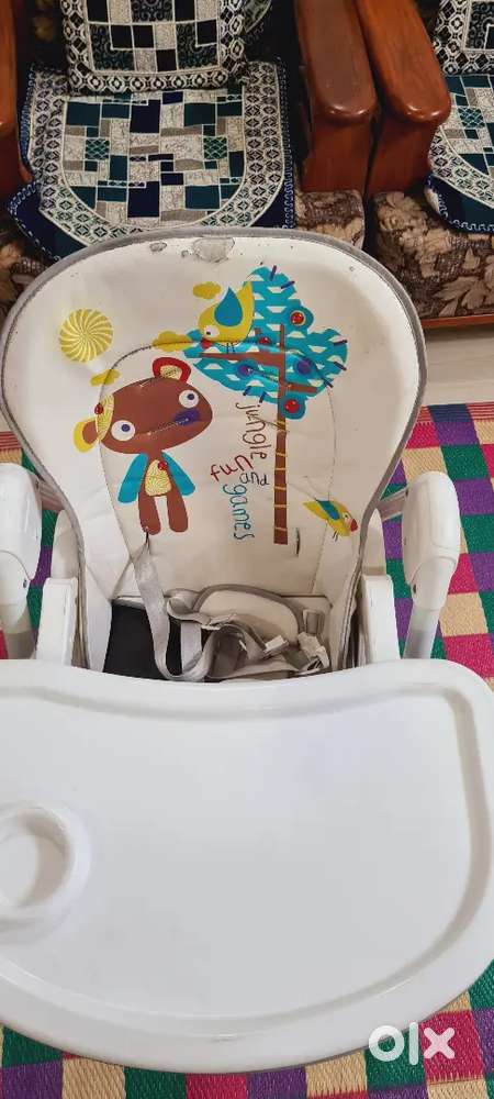 Baby Dinne Chair.  With hight adjustable
