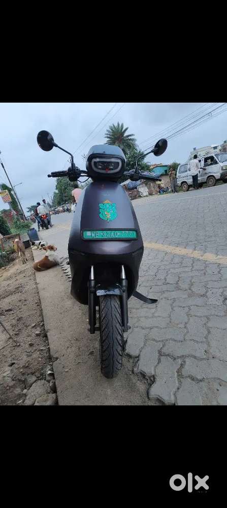 Like New ola.under warranty.better experience