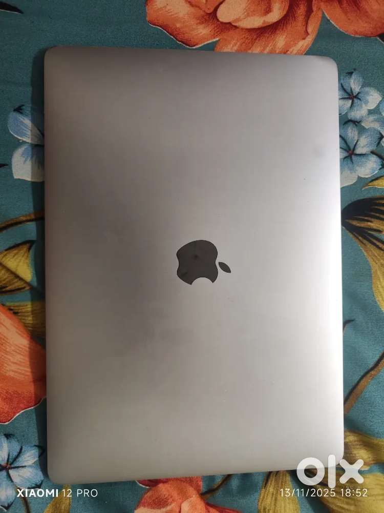 Macbook air 13inch 2019