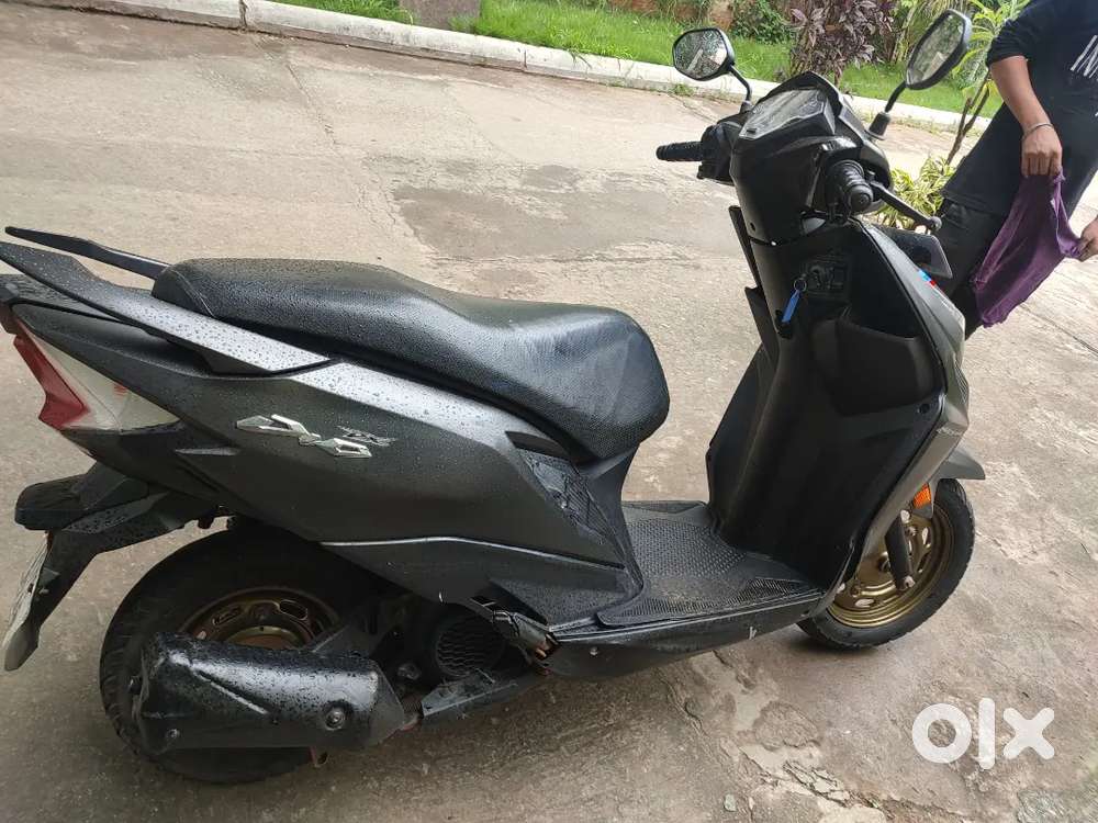 Single owner Well maintain original color mint condition.