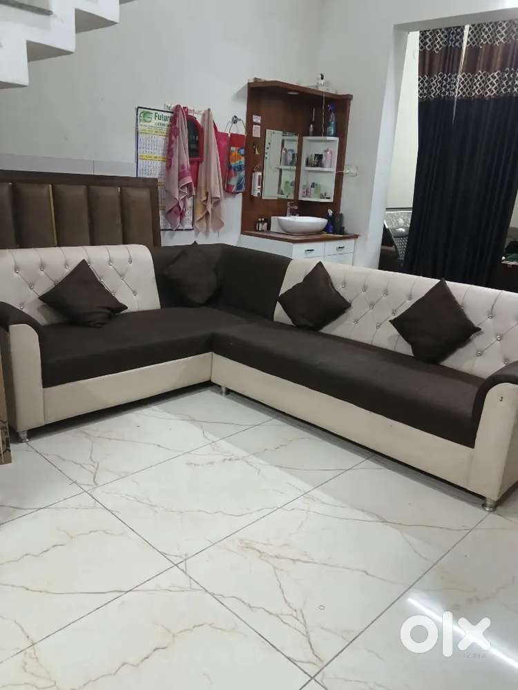 CORNER SOFA SET(4 CUSHIONS)