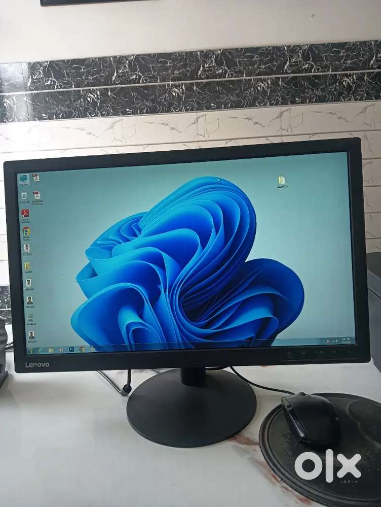 Desktop computer7th generation