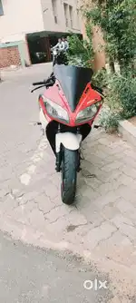 Yamaha R15 version1